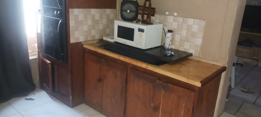 2 Bedroom Property for Sale in Oos Einde North West